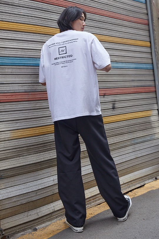 [SET] 레이지 오버핏 반팔 티셔츠 화이트 + 밴딩 슬랙스레이지비 래쉬가드